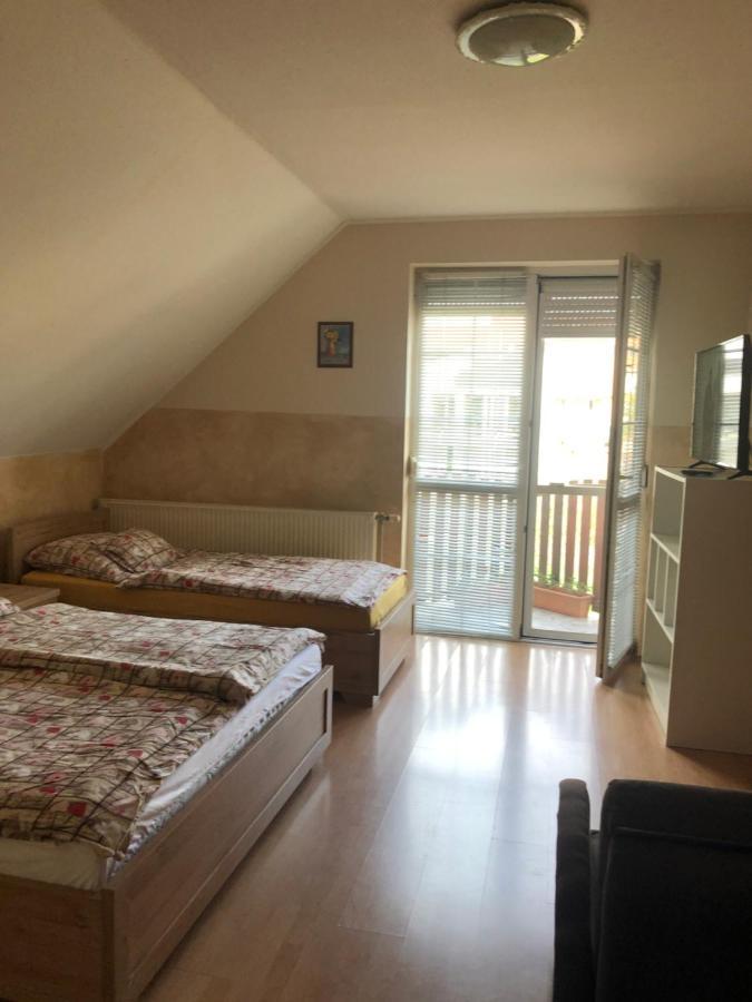 Imre Apartman Hajdúszoboszló Exterior foto